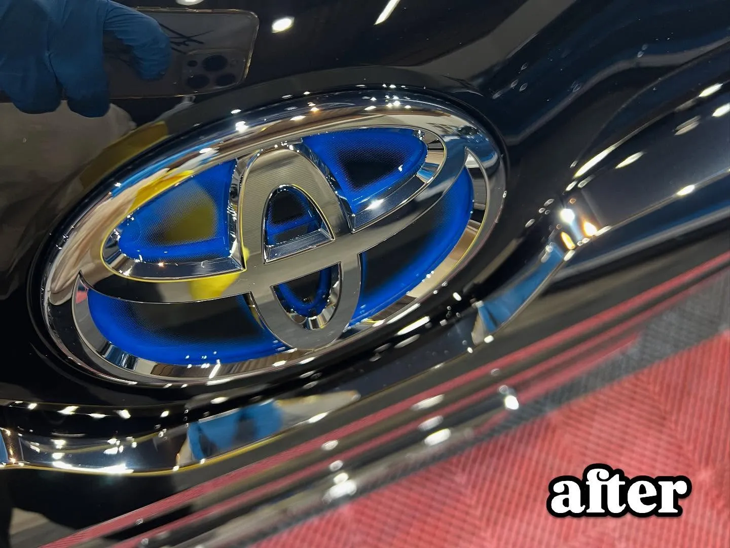 ノアにガラスコーティングとドット対応フィルム施工😊