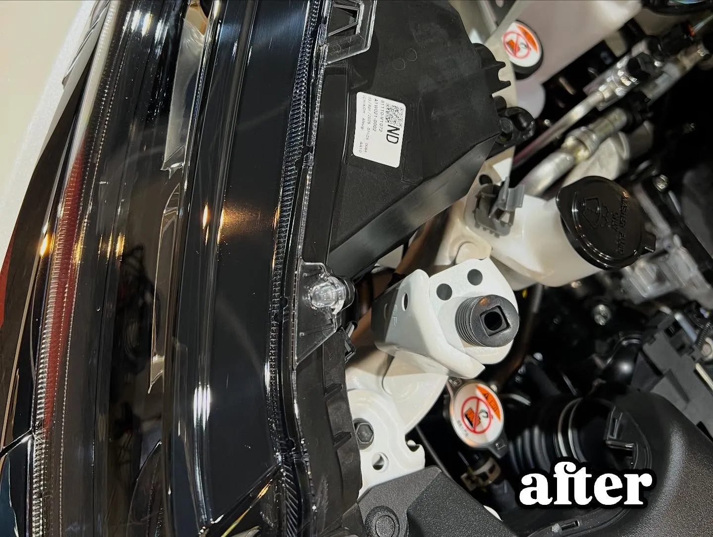 ノアにガラスコーティングとドット対応フィルム施工😊