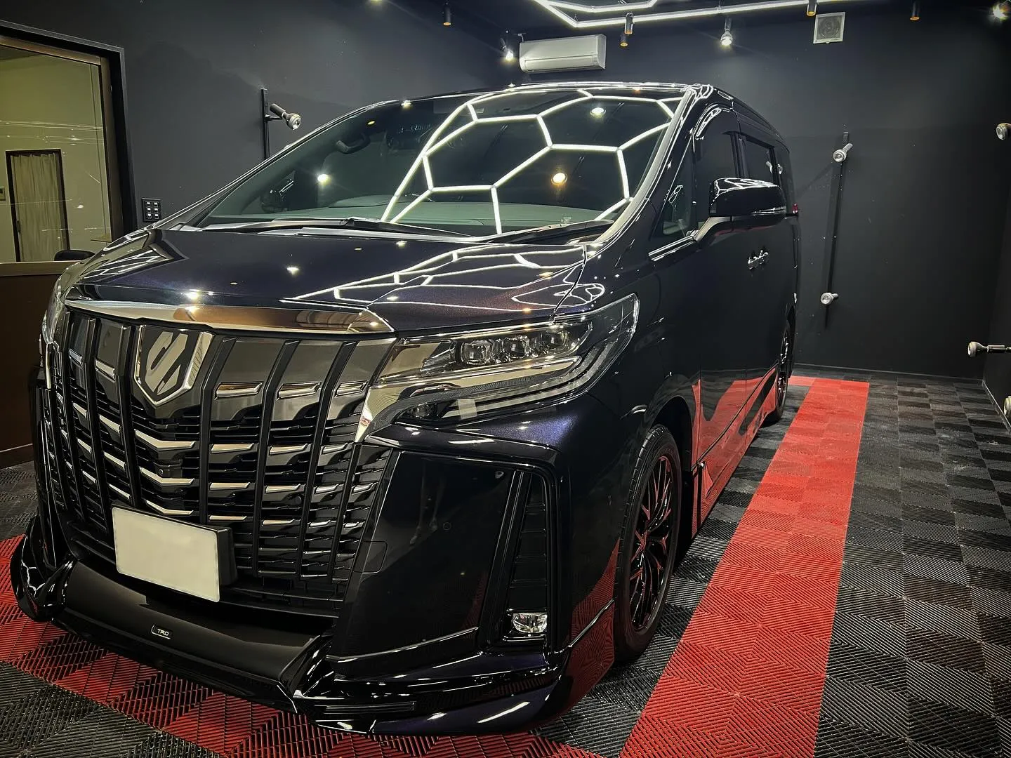 8月も沢山御入庫頂いております‼️