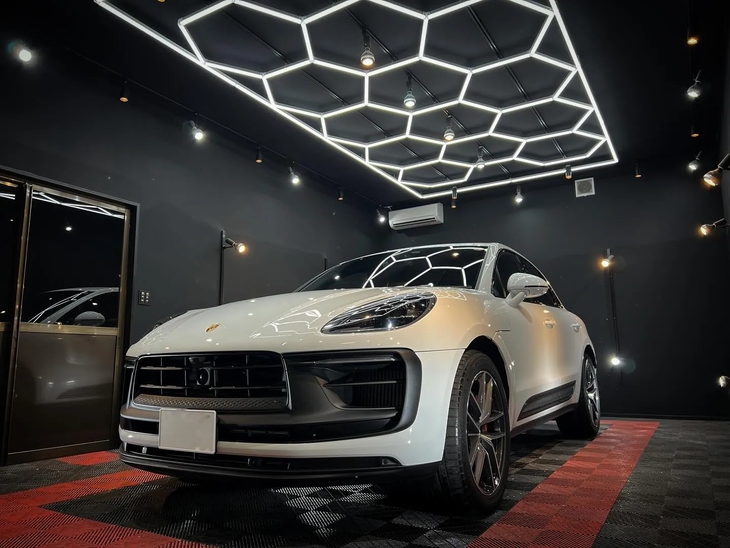 マカンにコーティングとラッピング☺️