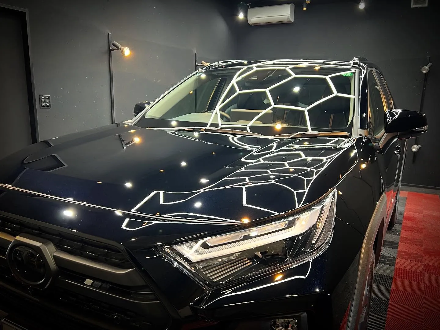 RAV4にガラスコーティング☺️