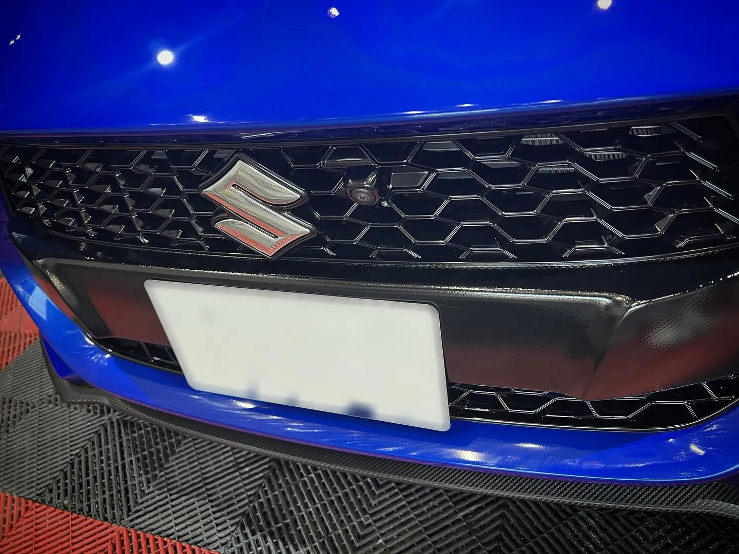 スイフトスポーツにガラスコーティング😊