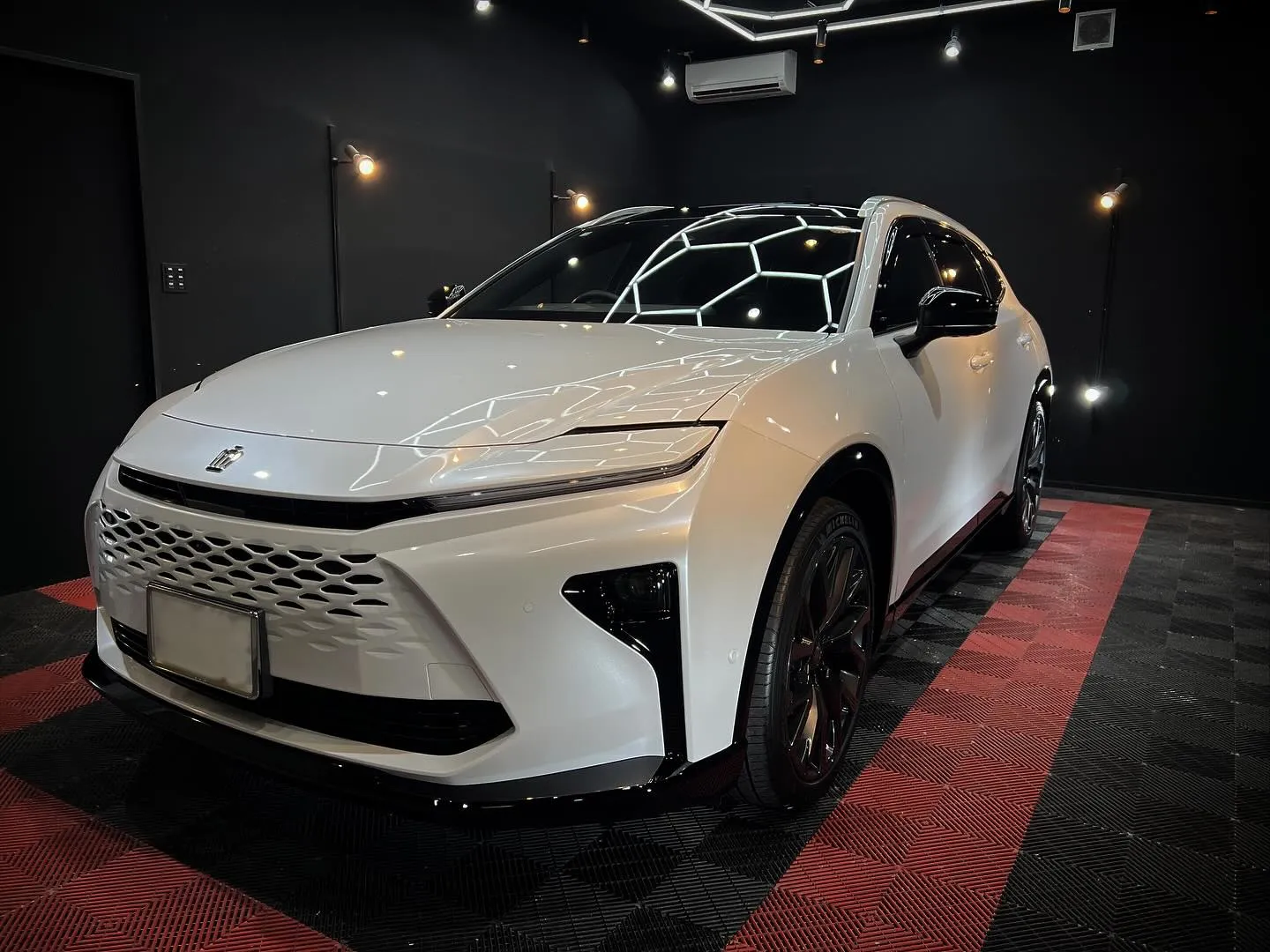 クラウンエステートにセラミックコーティング☺️