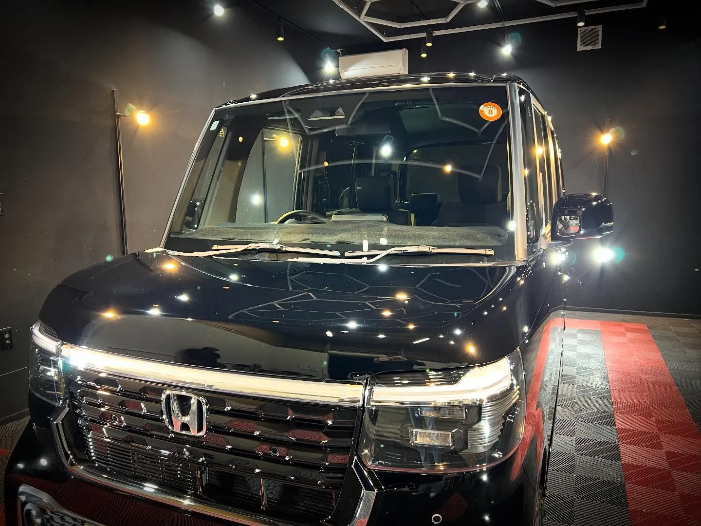 NBOXカスタムにガラスコーティング😊