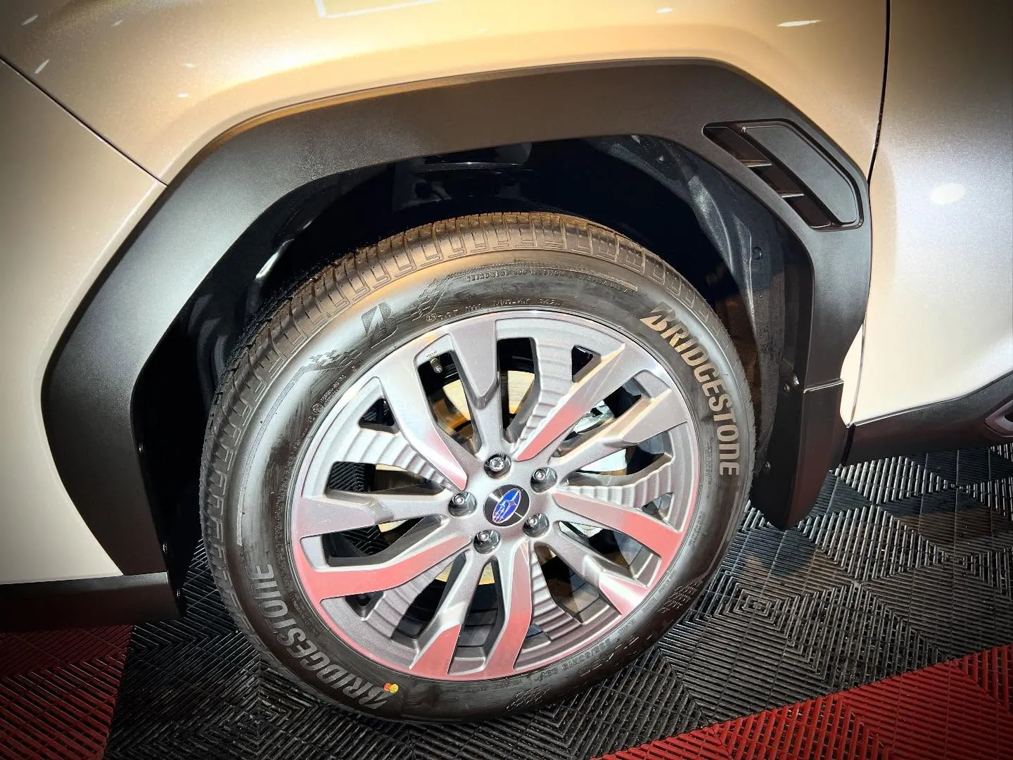 新型フォレスターにガラスコーティング☺️