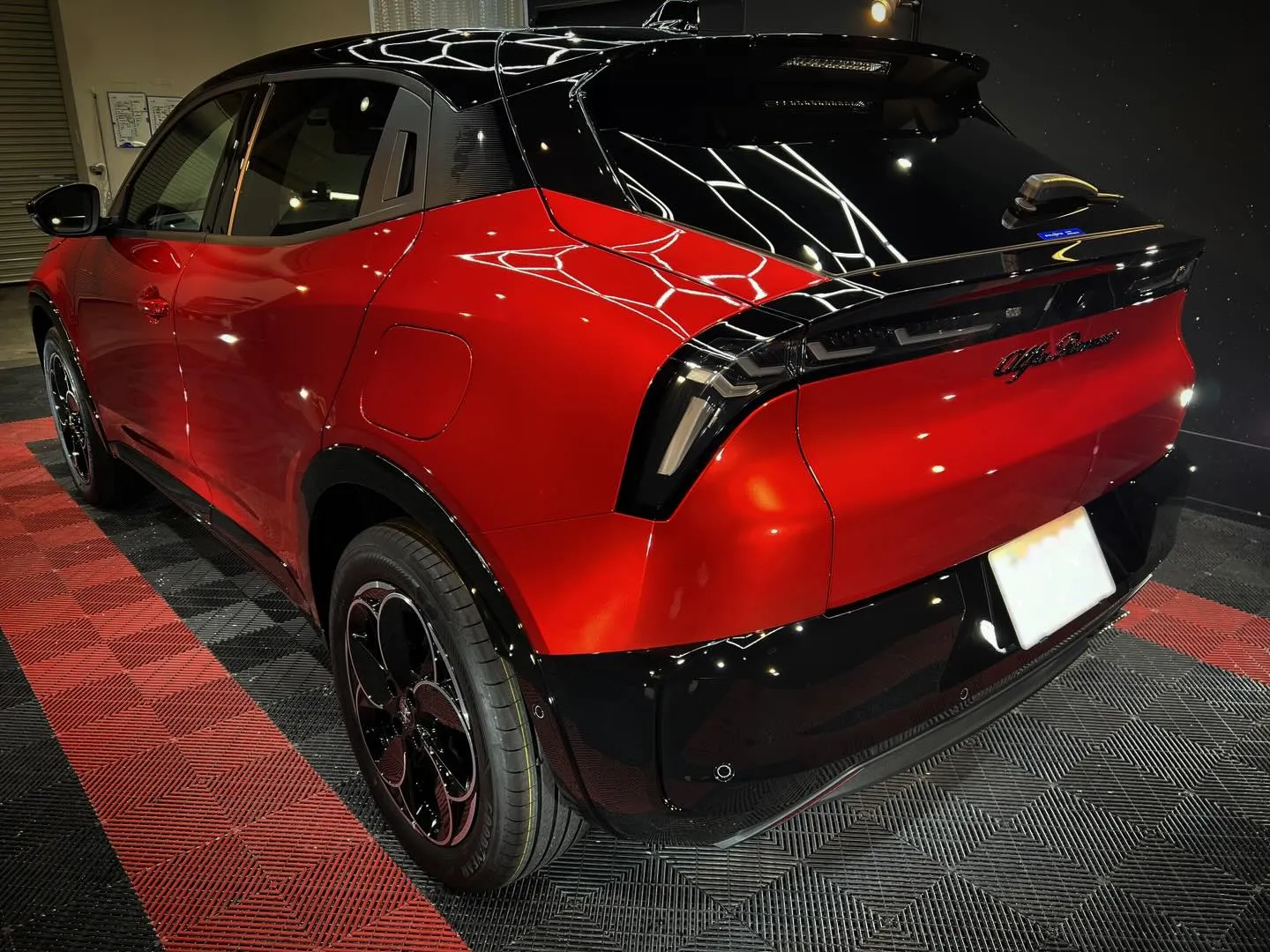 アルファロメオジュニアにセラミックコーティング😊