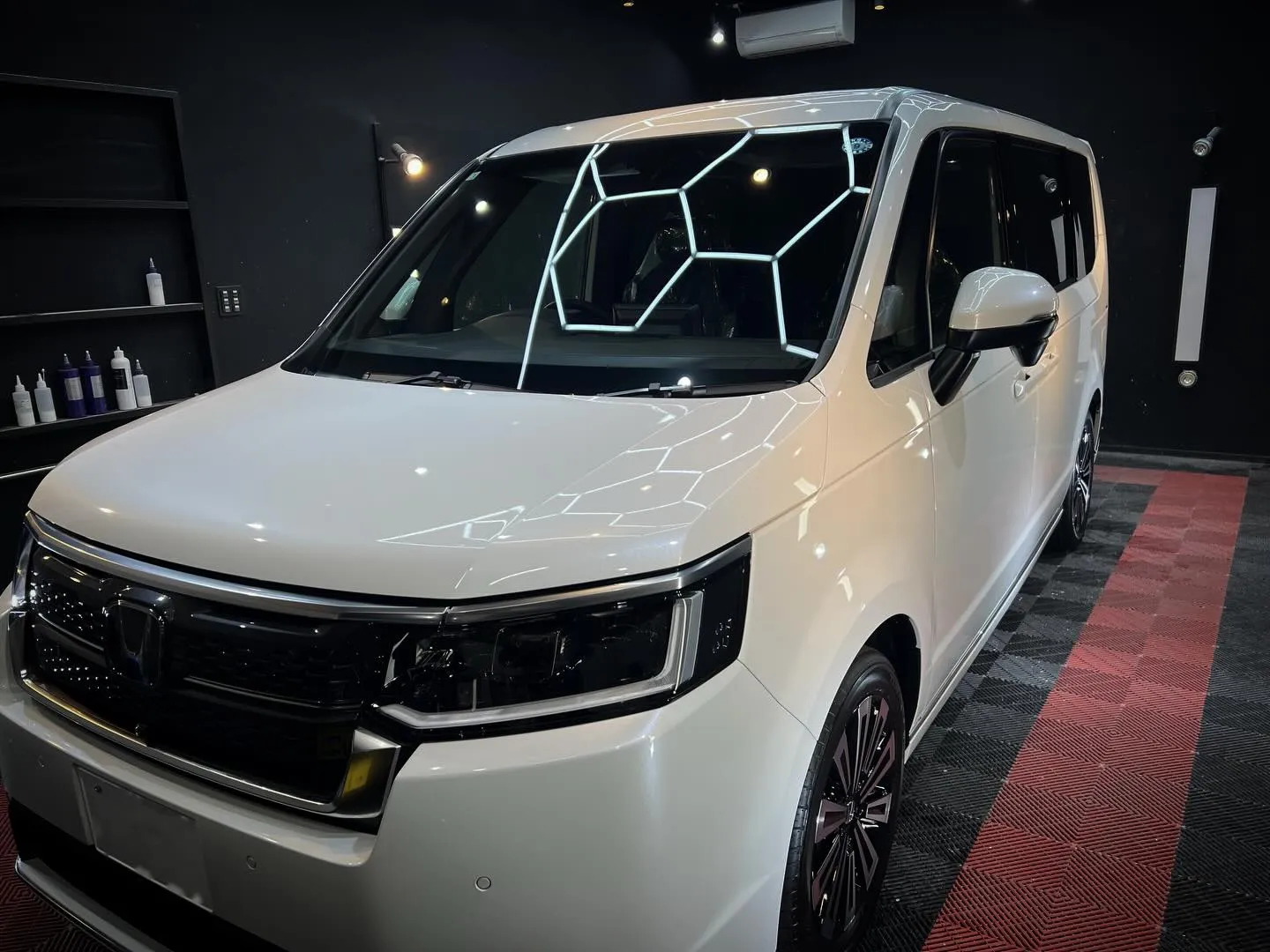 ステップワゴンにガラスコーティング☺️